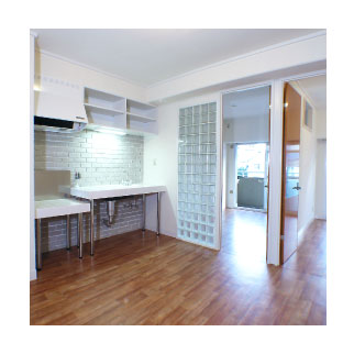 ガラスレンガの間仕切り